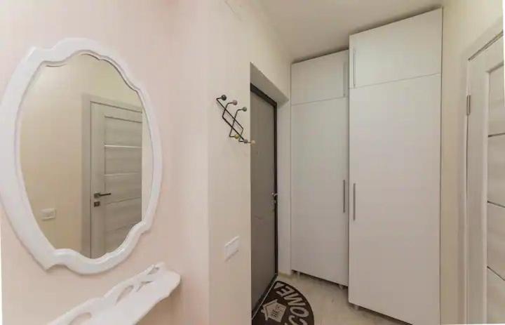 Comfortable Apartment In The Centre オデッサ エクステリア 写真