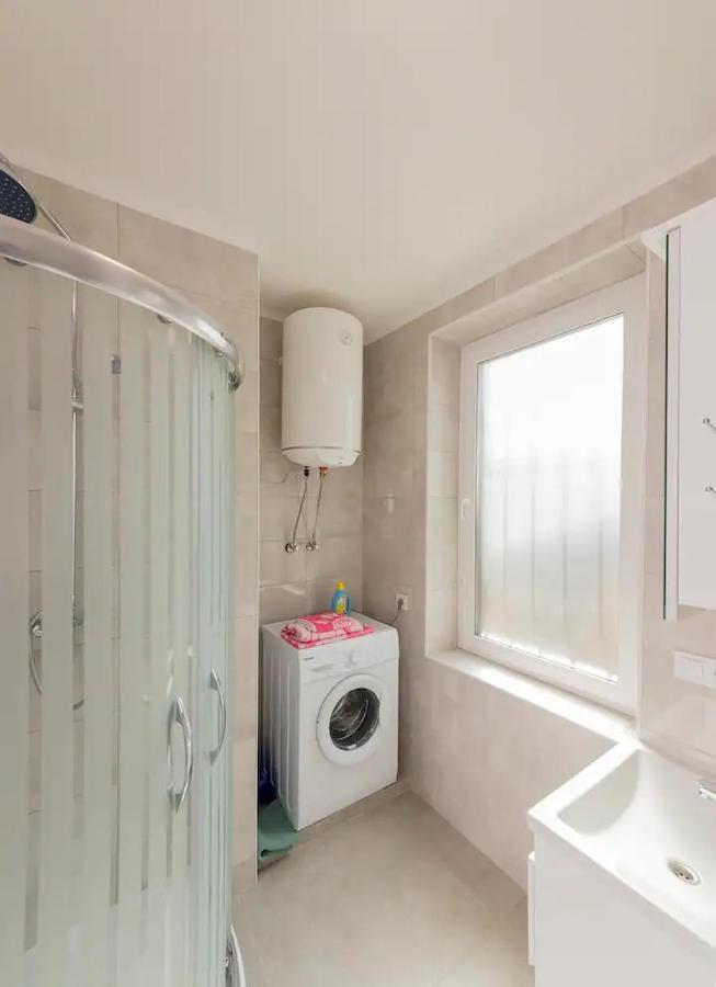 Comfortable Apartment In The Centre オデッサ エクステリア 写真